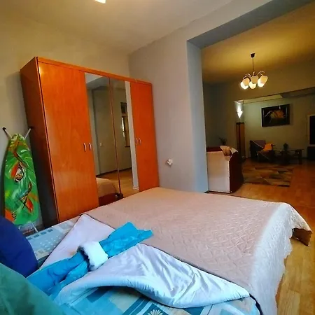 Garden Retreat Apartment *